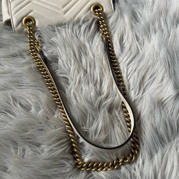 GUCCI Small Marmont Small Shoulder Bag - Picture 12 of 17